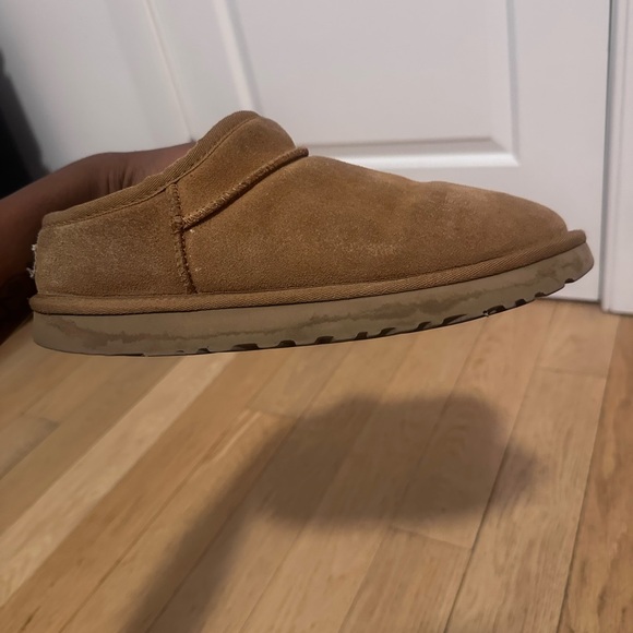 Uggs Brown Slippers - Picture 1 of 5